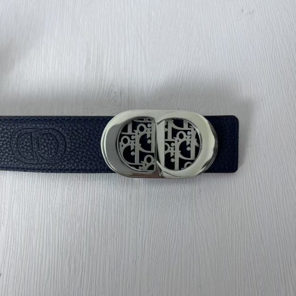 mmexport1751490596818.jpg