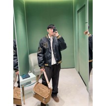 프라다 24FW 나일론 새틴 퀼팅 야구자켓  (해외배송)