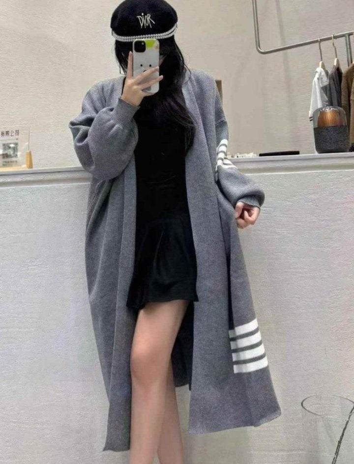 톰브라운 빅 롱롱 니트 가디건 (국내배송)