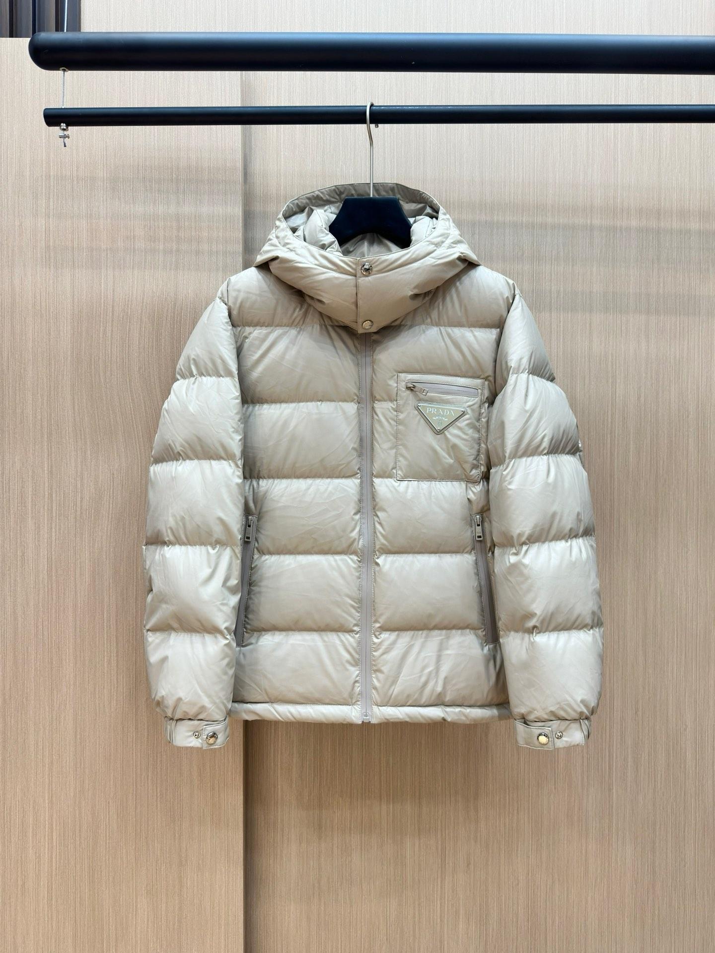 프라다 다운 재킷 (해외배송)