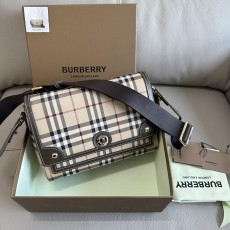 버버리 노트 체크 백 (해외배송)