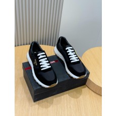 프라다 스니커즈 (해외배송)