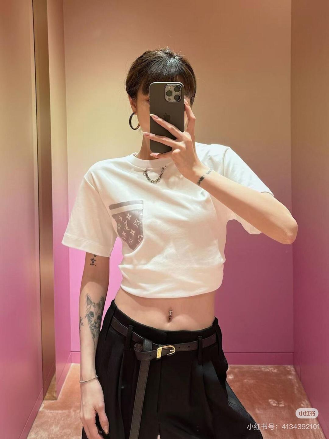 루이비통 초봄 신상 포켓 프린트 반팔 (정품급 해외배송)
