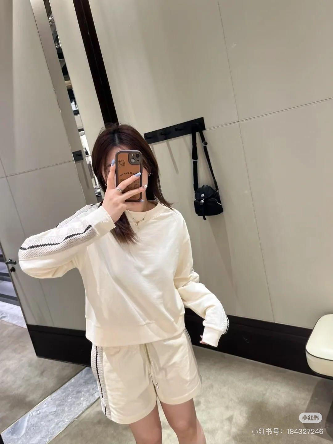 몽클레어 스웨트셔츠 세트  (해외배송)