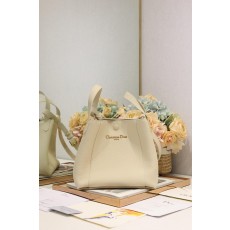 디올 미디엄 시그니처 버킷백 (해외배송)