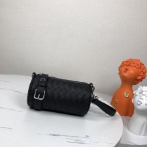 보테가베네타 메신저백 (해외배송)