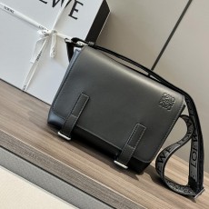 로에베 메신저백 (해외배송)