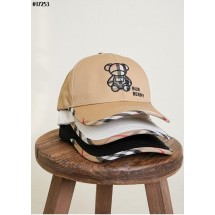 버버리 노바 체크 베어 베이스볼 캡 (국내배송)