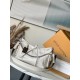 루이비통 CarryAll Cargo 핸드백 (해외배송)