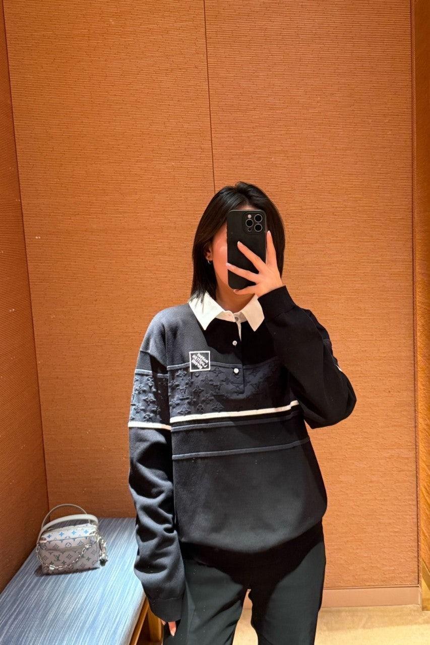 루이비통 25Ss 봄여름 신상품 자카드 배지 폴로 고급 스웨터  (해외배송)