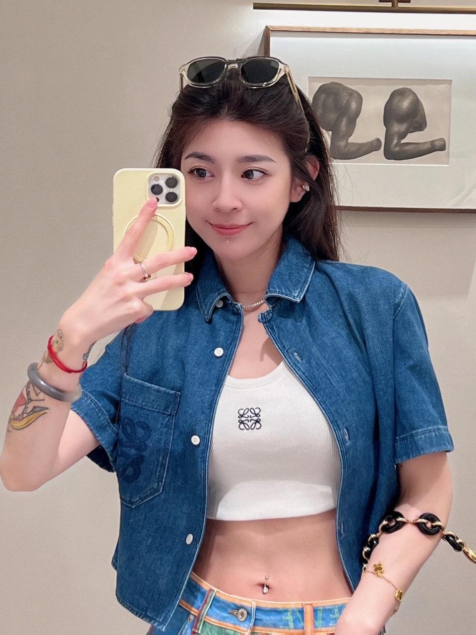로에베 25Ss 신상 봄여름 데님 블루 반팔 셔츠 (해외배송)