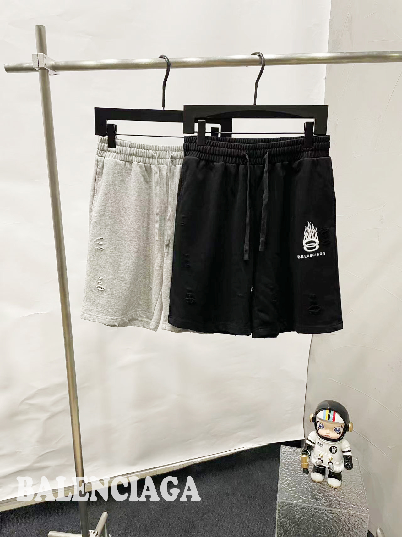 발렌시아가 반바지 (해외배송)