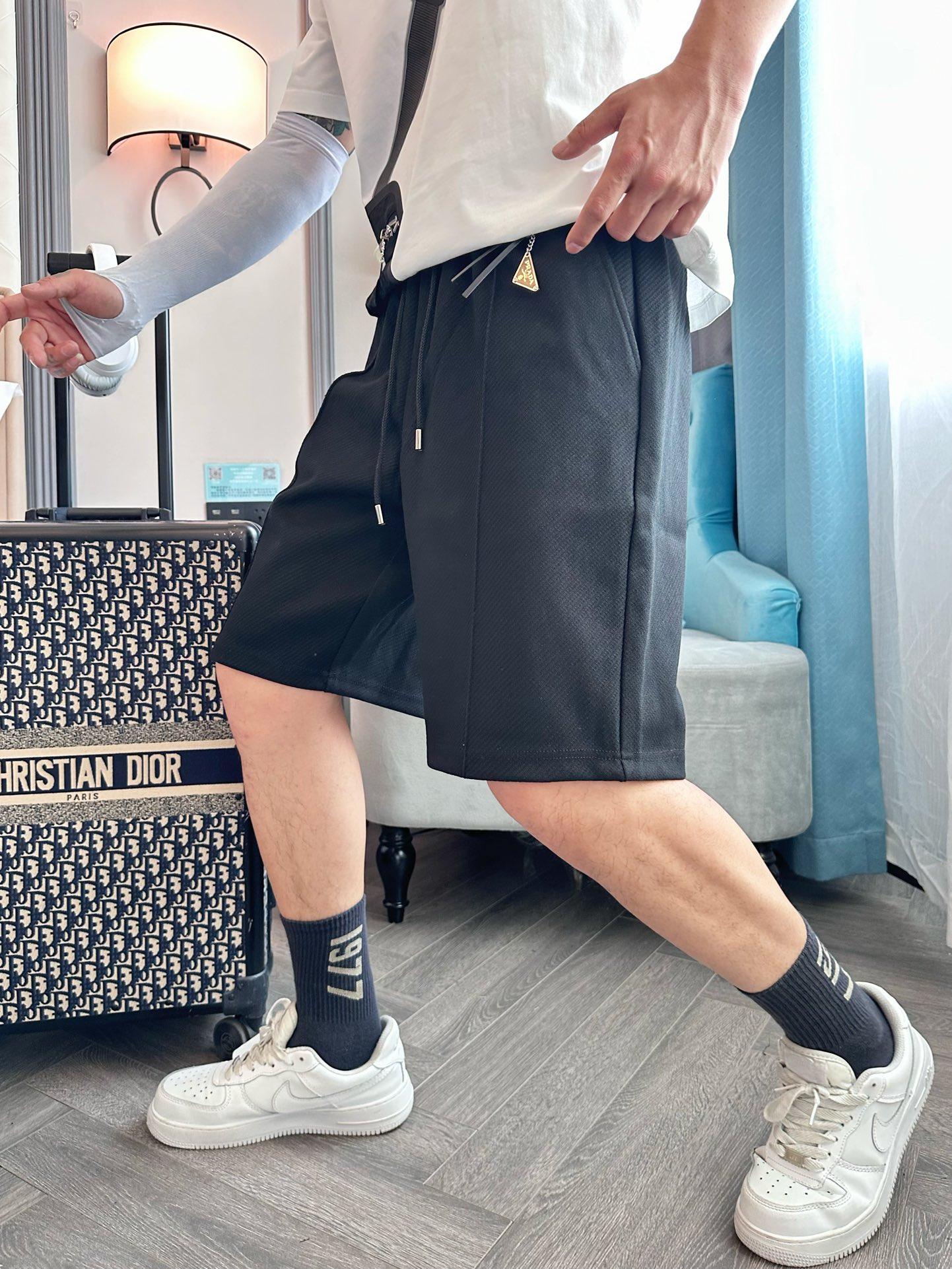 프라다 남성 캐주얼 반바지  (해외배송)