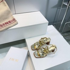 디올 로만 샌들 (해외배송)