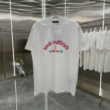 루이비통 라운드넥 반팔 (해외배송)