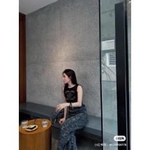 샤넬 풀 로고 백포켓 스팽글 팬츠 2컬러 (해외배송)
