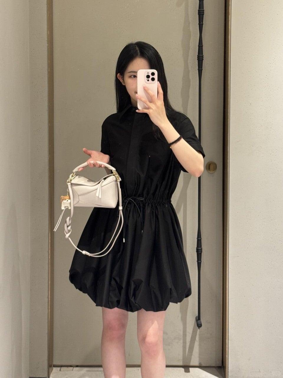 로에베 드로스트링 허리 코튼 플라워 버드 반팔 원피스