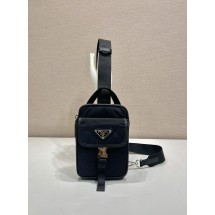 프라다 휴대폰 가방 (해외배송)